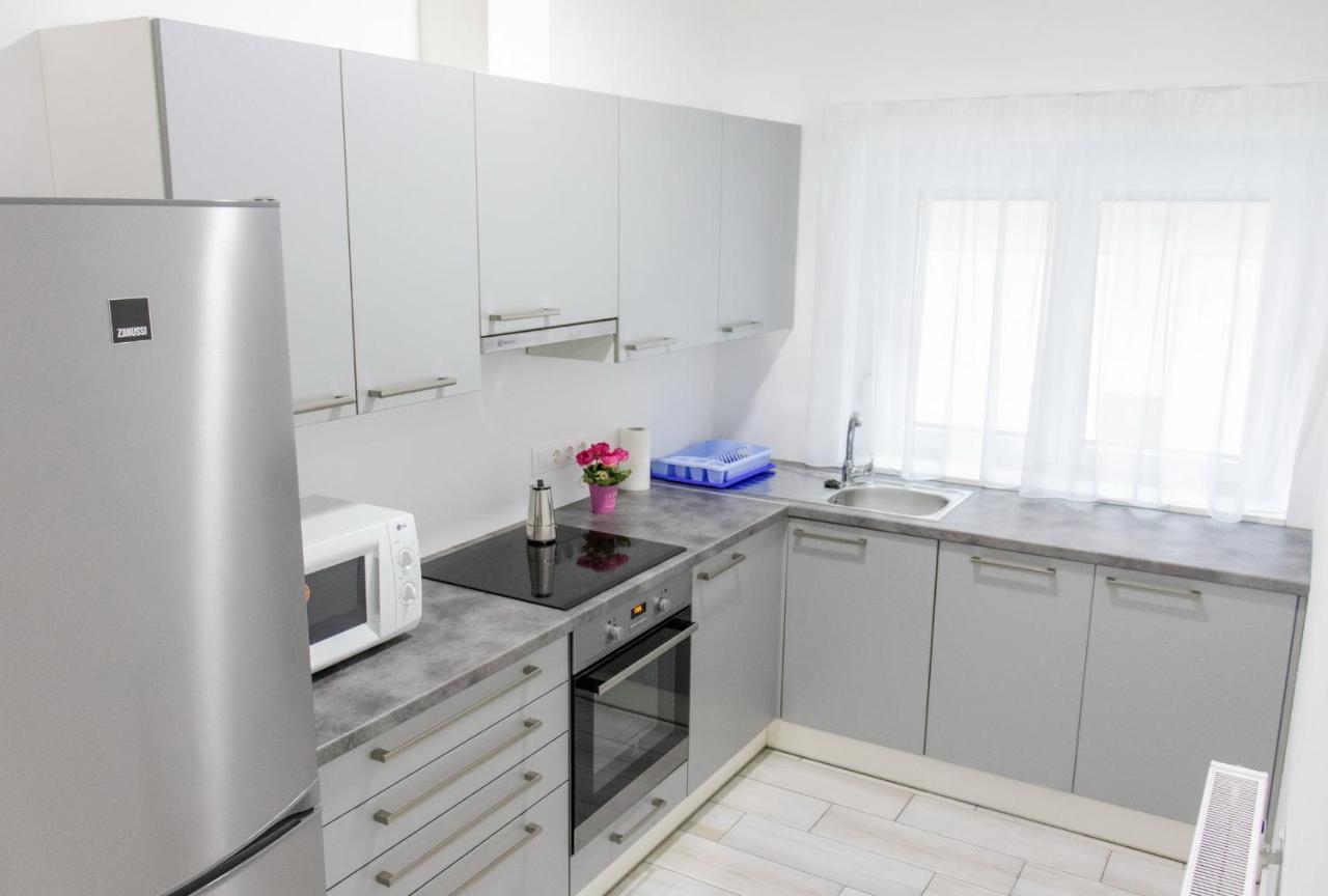 Trika Apartman Sárvár 外观 照片
