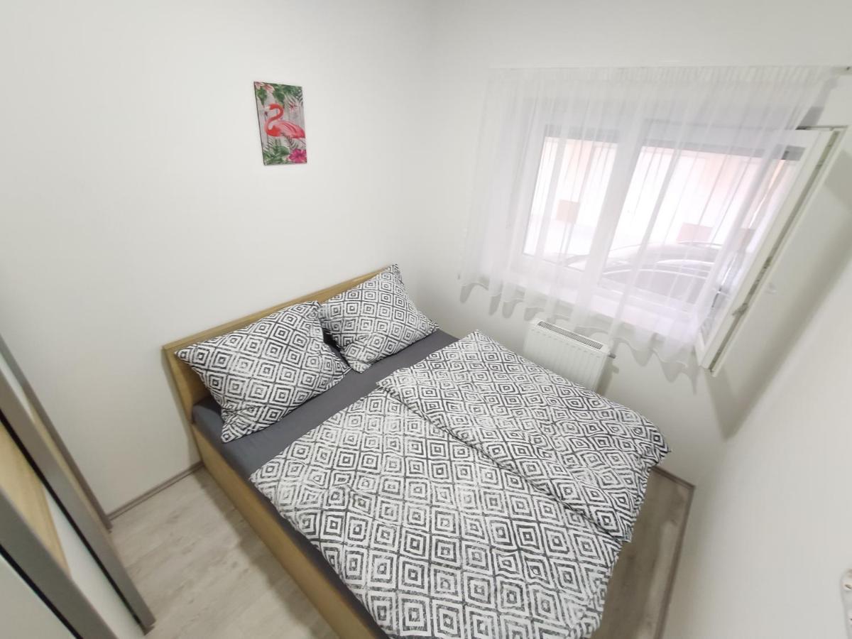 Trika Apartman Sárvár 外观 照片