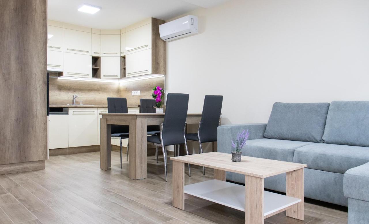 Trika Apartman Sárvár 外观 照片