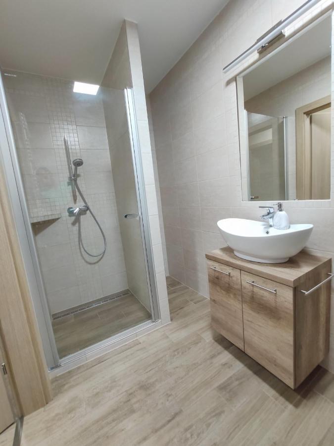 Trika Apartman Sárvár 外观 照片