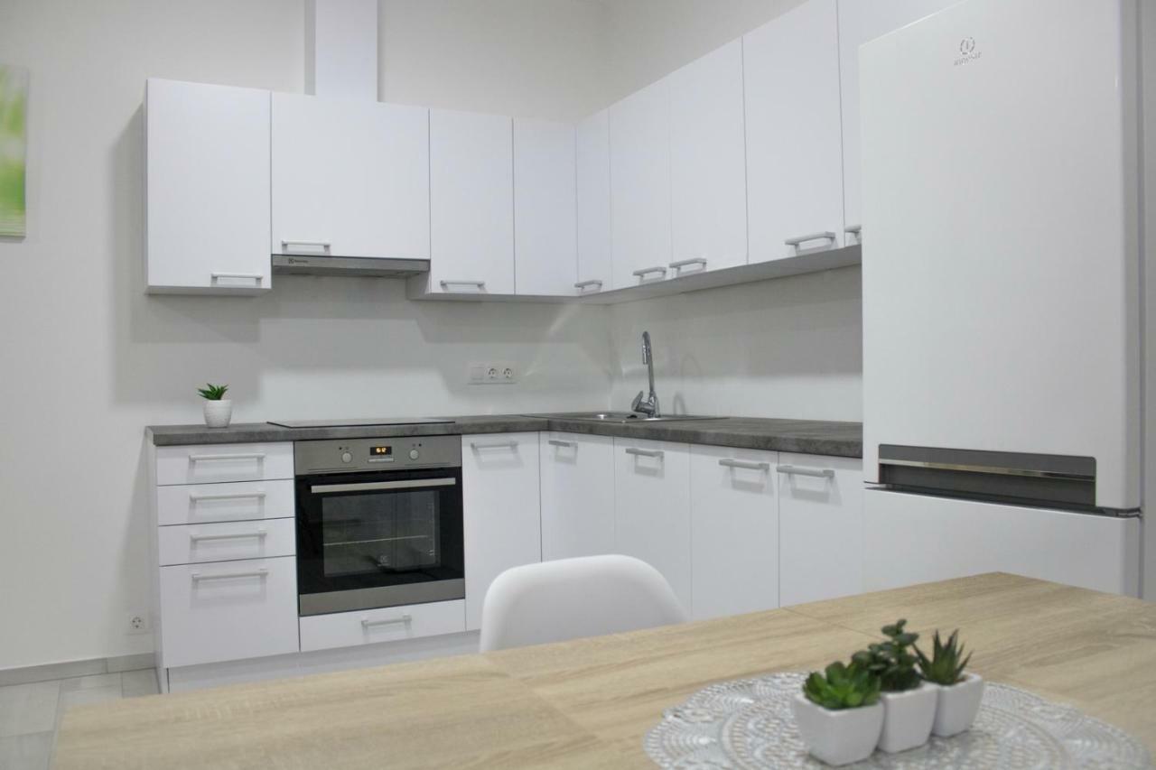 Trika Apartman Sárvár 外观 照片